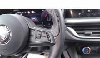 ALFA ROMEO Stelvio usata, con Autoradio digitale