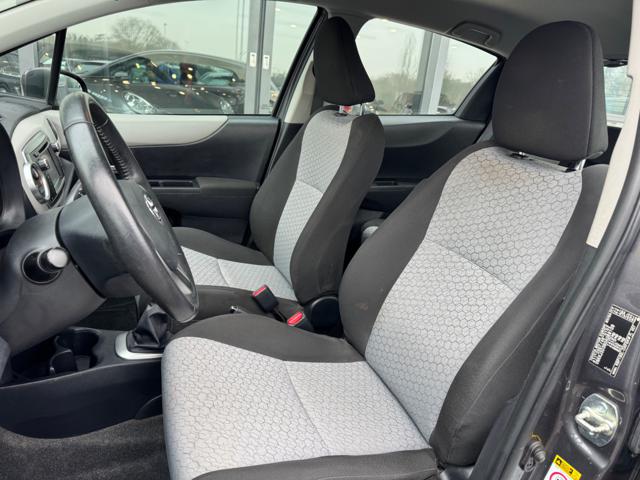 TOYOTA Yaris usata, con Controllo trazione