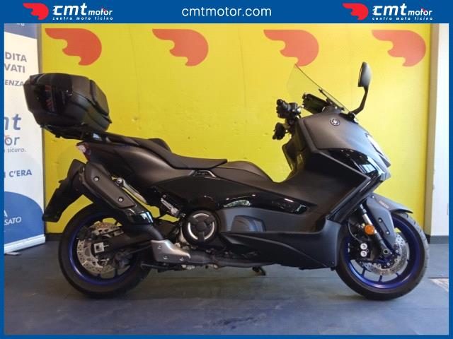 YAMAHA T-Max 560 usata 1