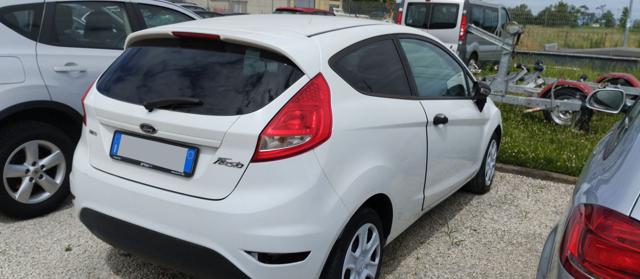 FORD Fiesta usata, con Autoradio