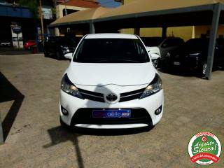 TOYOTA Verso usata, con Airbag