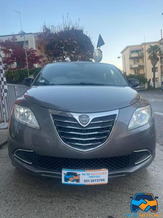 LANCIA Ypsilon usata, con Airbag