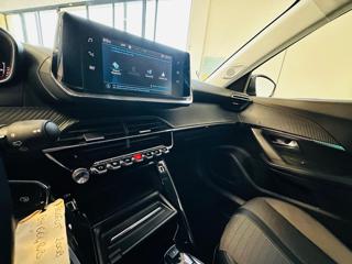 PEUGEOT 2008 usata 25