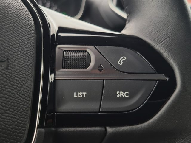 PEUGEOT 208 usata, con Controllo elettronico della corsia