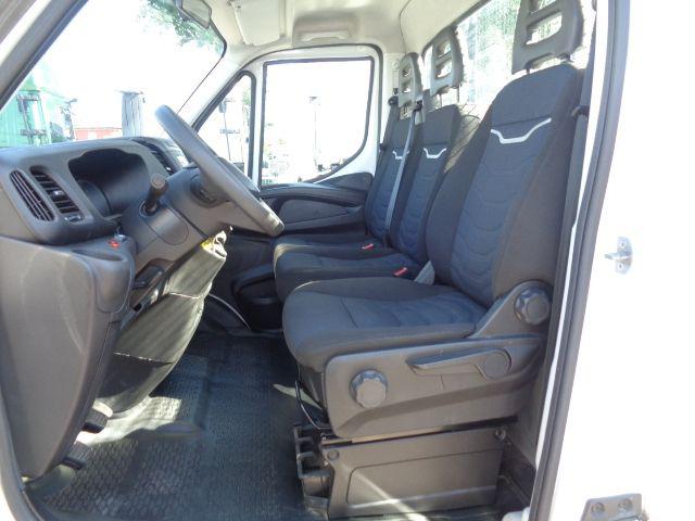 IVECO Daily usata 6