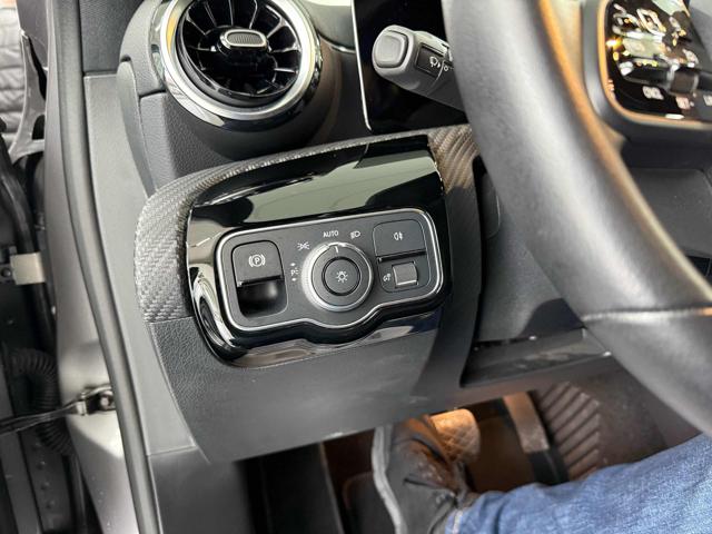 MERCEDES-BENZ A 180 usata, con Climatizzatore automatico, 2 zone