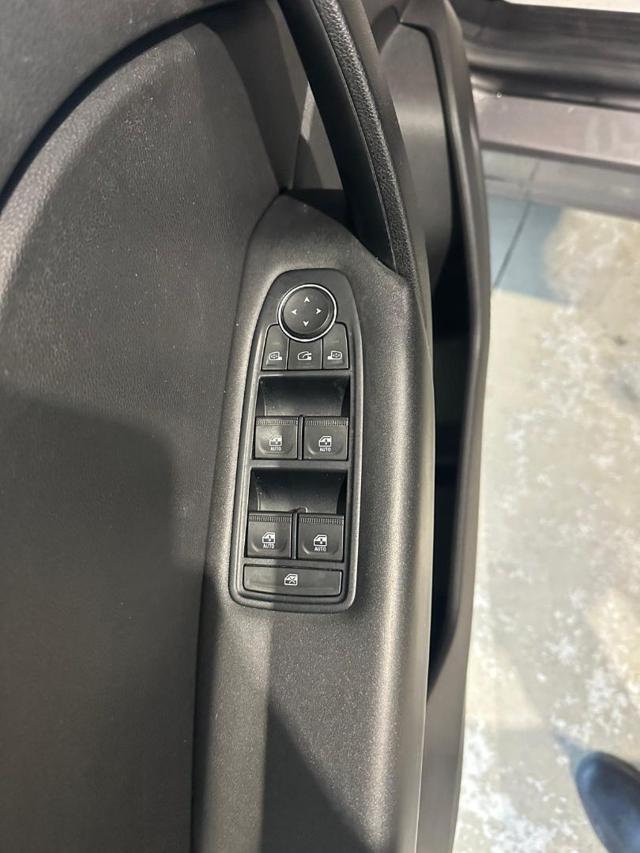 RENAULT Captur usata 24