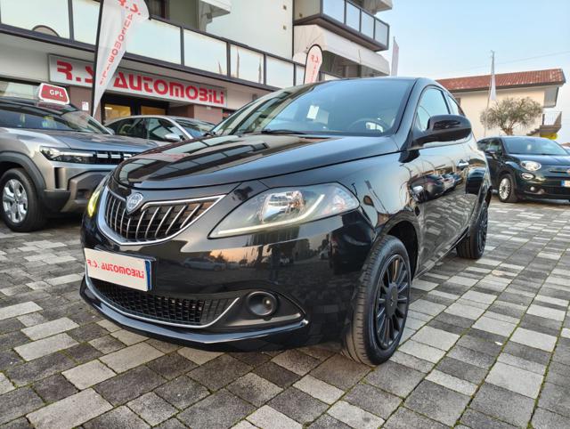 LANCIA Ypsilon usata, con ABS