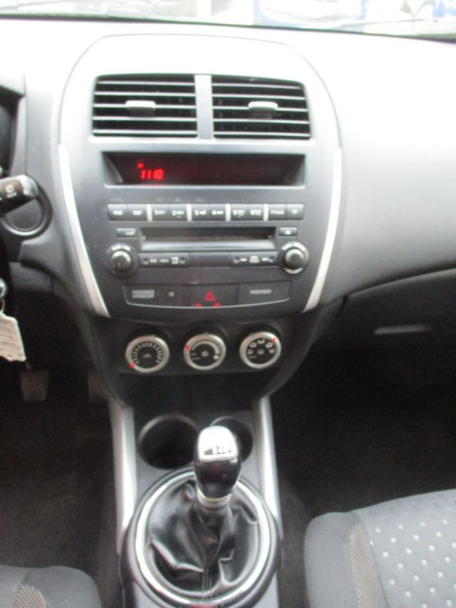 MITSUBISHI ASX usata, con Sensori di parcheggio posteriori