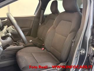 RENAULT Clio usata, con Autoradio