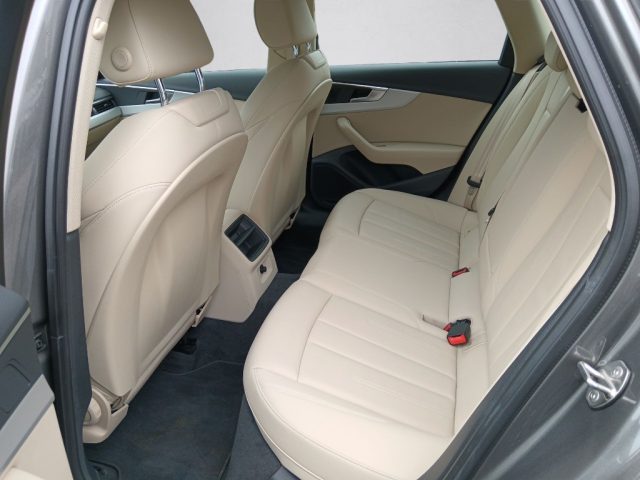 AUDI A4 usata, con Chiusura centralizzata