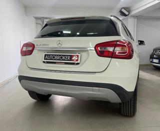MERCEDES-BENZ GLA 180 usata, con Alzacristalli elettrici