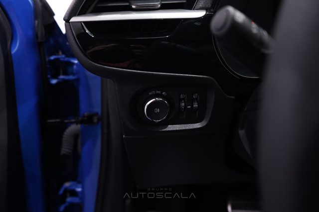OPEL Corsa usata, con Controllo trazione