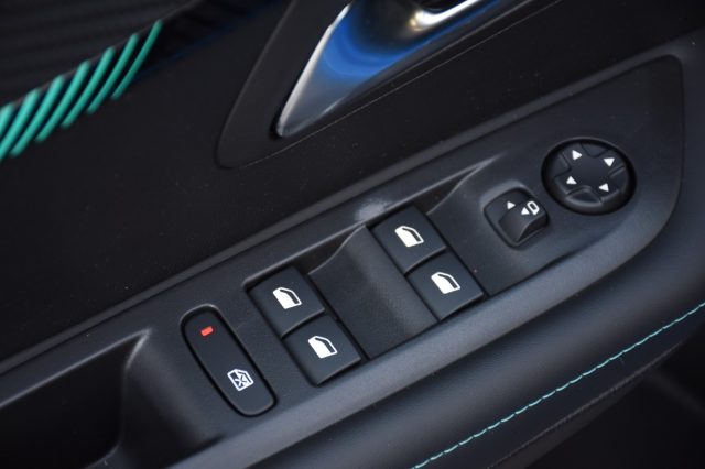PEUGEOT 208 usata, con Immobilizzatore elettronico