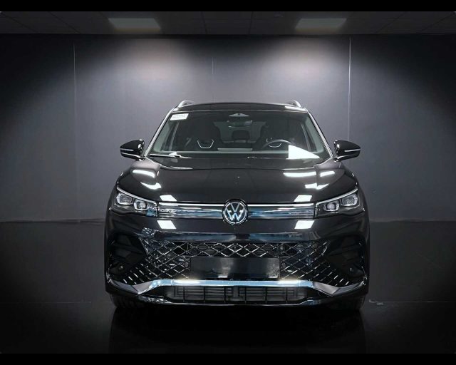 VOLKSWAGEN Tiguan usata, con Airbag