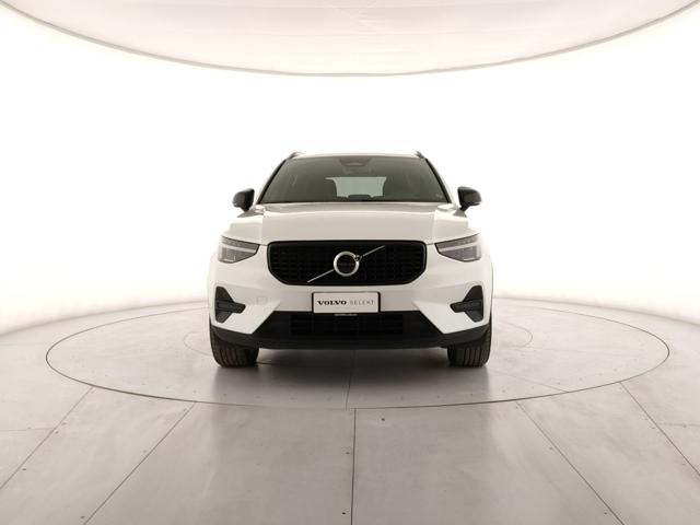 VOLVO XC40 usata, con Autoradio