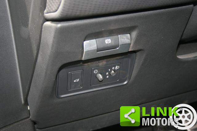 LAND ROVER Range Rover Evoque usata, con Volante in pelle
