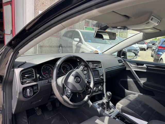 VOLKSWAGEN Golf usata, con Climatizzatore