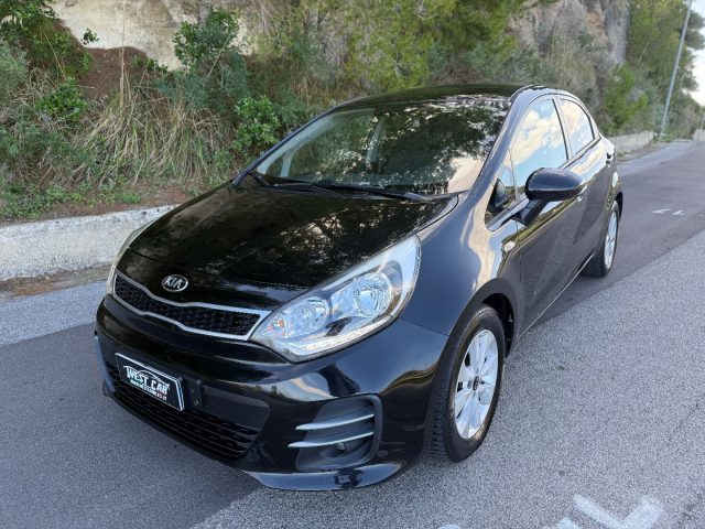 KIA Rio usata, con Airbag laterali