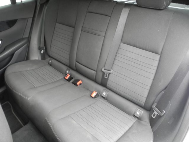 MERCEDES-BENZ GLC 220 usata 59