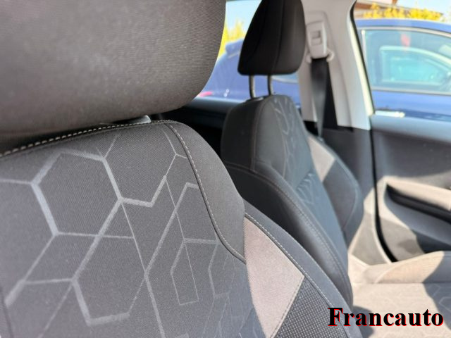 PEUGEOT 2008 usata, con Controllo trazione
