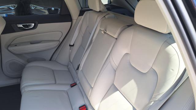 VOLVO XC60 usata, con Airbag