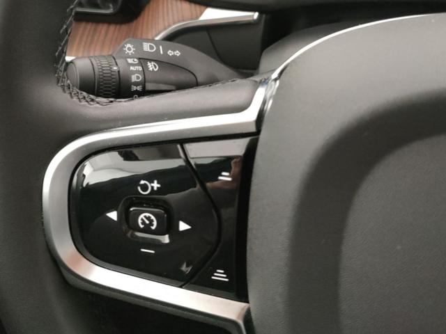 VOLVO XC60 usata, con Sedili riscaldati