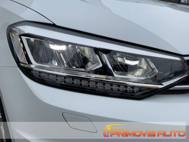 VOLKSWAGEN Touran usata, con Cruise Control