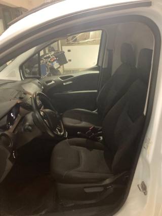 FORD Transit Courier usata, con Servosterzo