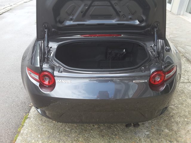 MAZDA MX-5 usata, con USB