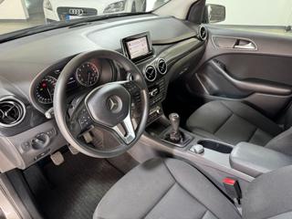 MERCEDES-BENZ B 180 usata, con Chiusura centralizzata