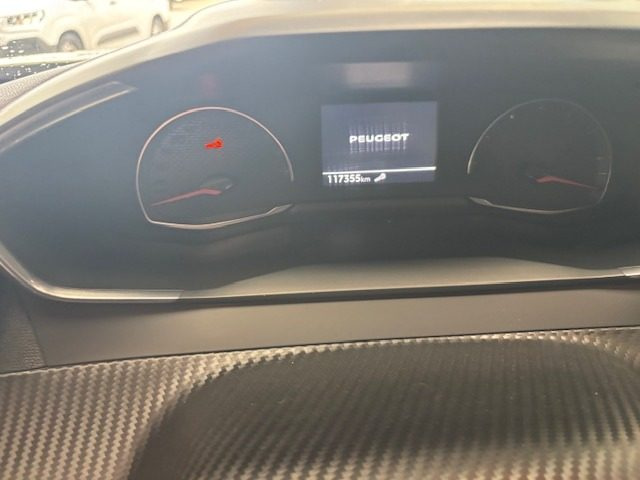 PEUGEOT 2008 usata, con Fari LED