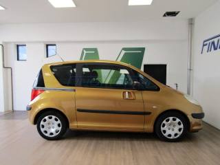 PEUGEOT 1007 usata, con Controllo trazione