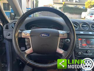 FORD S-Max usata, con Fendinebbia