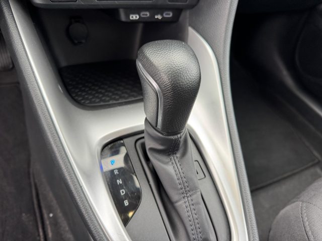 TOYOTA Yaris usata, con Lettore CD