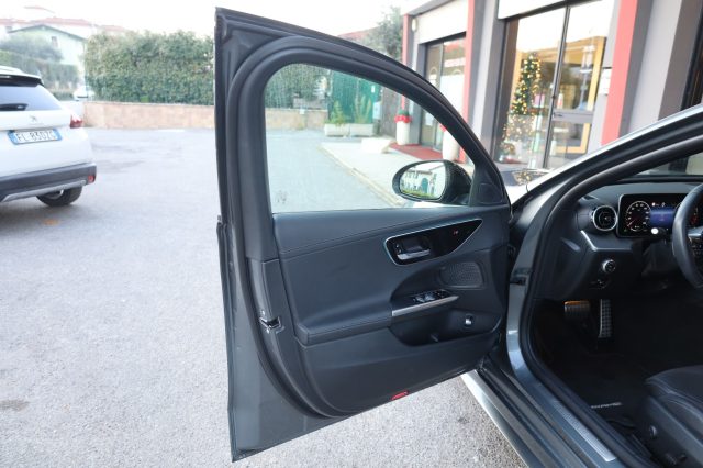 MERCEDES-BENZ C 300 usata 106