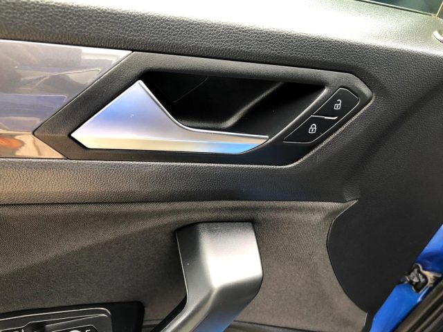 VOLKSWAGEN T-Roc usata, con Chiusura centralizzata telecomandata