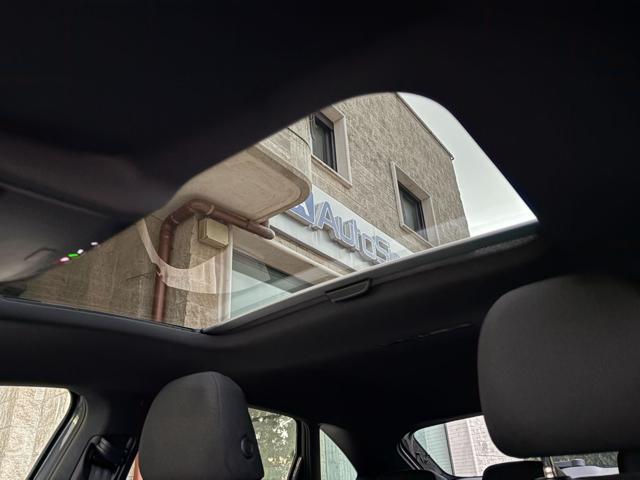 VOLKSWAGEN Taigo usata, con Tetto panorama