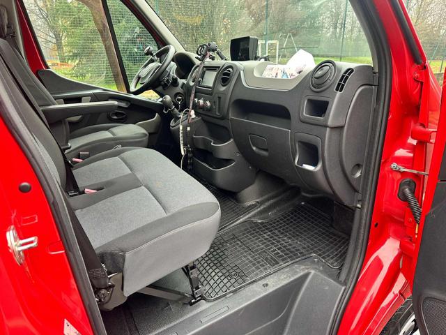 RENAULT Master usata, con Bracciolo