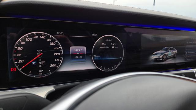 MERCEDES-BENZ E 220 usata, con Climatizzatore