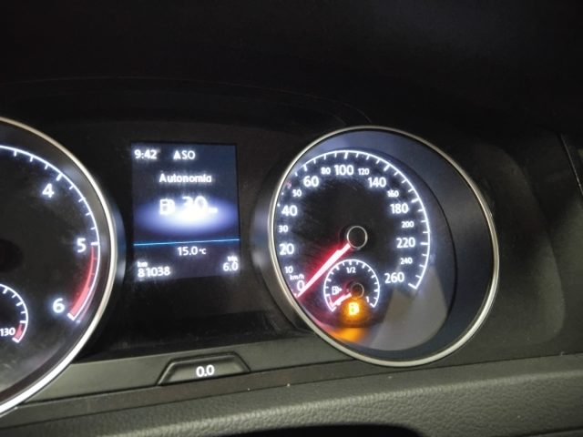 VOLKSWAGEN Golf Variant usata, con Sensori di parcheggio posteriori