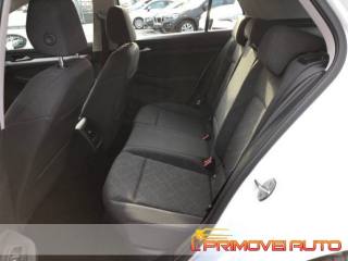 VOLKSWAGEN Golf usata, con Airbag laterali