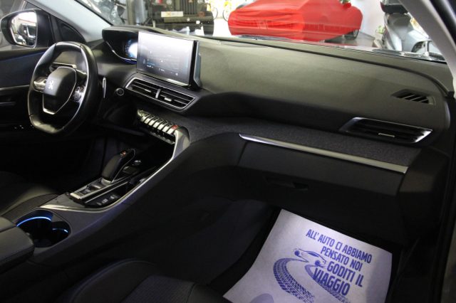 PEUGEOT 3008 usata, con Climatizzatore