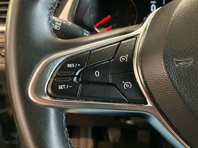 RENAULT Captur usata 15