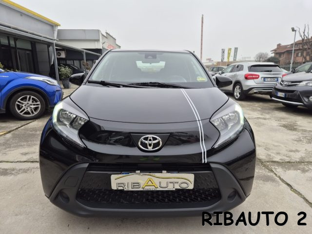 TOYOTA Aygo X usata, con USB