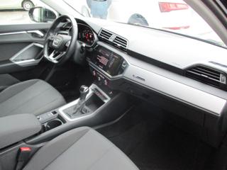 AUDI Q3 usata, con Sensori di parcheggio posteriori