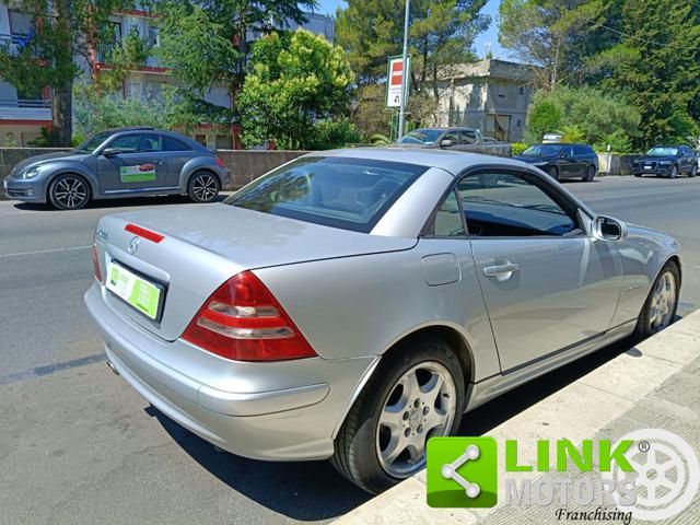 MERCEDES-BENZ SLK 200 usata 27