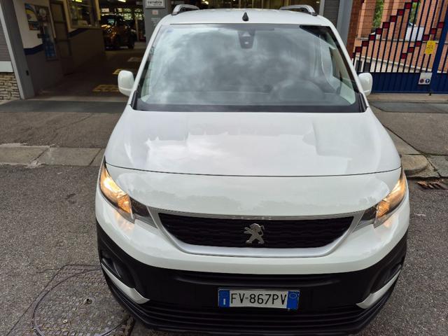 PEUGEOT Rifter usata, con Airbag