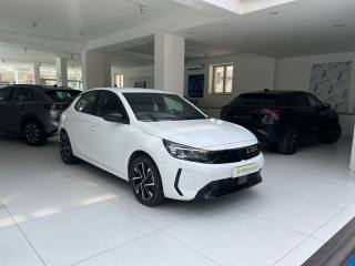 OPEL Corsa usata, con Autoradio