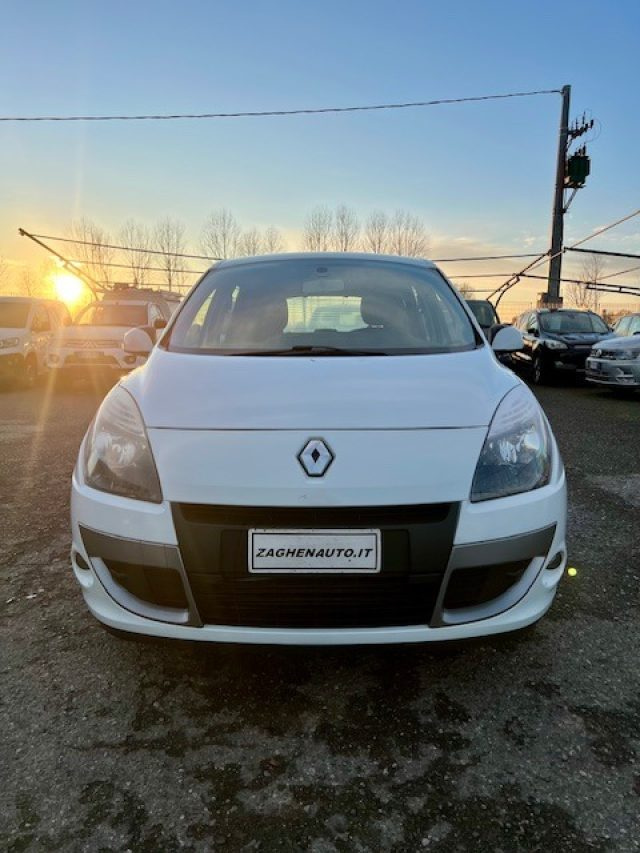 RENAULT Scenic usata, con Sensore di pioggia